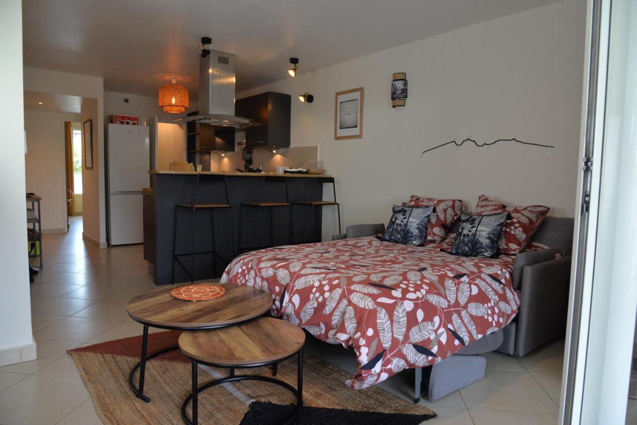 Cosy Letchis Apartment Saint Pierre Exterior photo